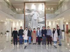 两地向导三月莅临人生就是搏集团旅行考察