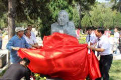 赵树理：中国现代文学史上的璀璨星辰