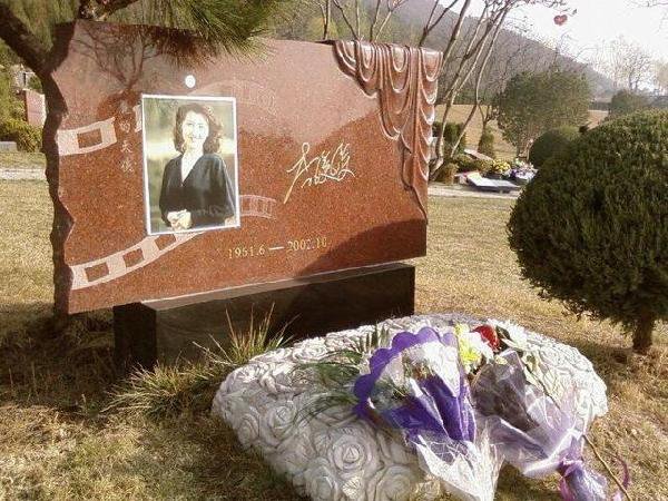 李媛媛：：：艺术与生命的永恒赞歌